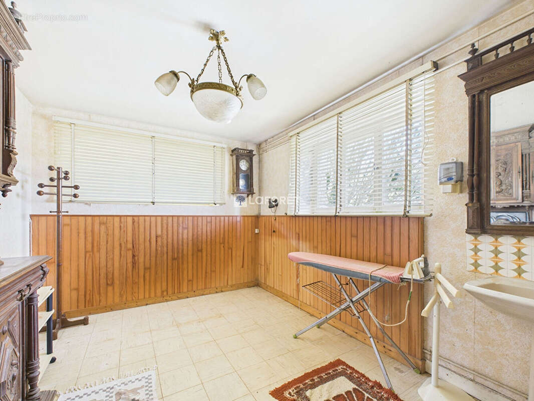 Maison Brasparts 4 pièce(s) 129 m2 - photo 8