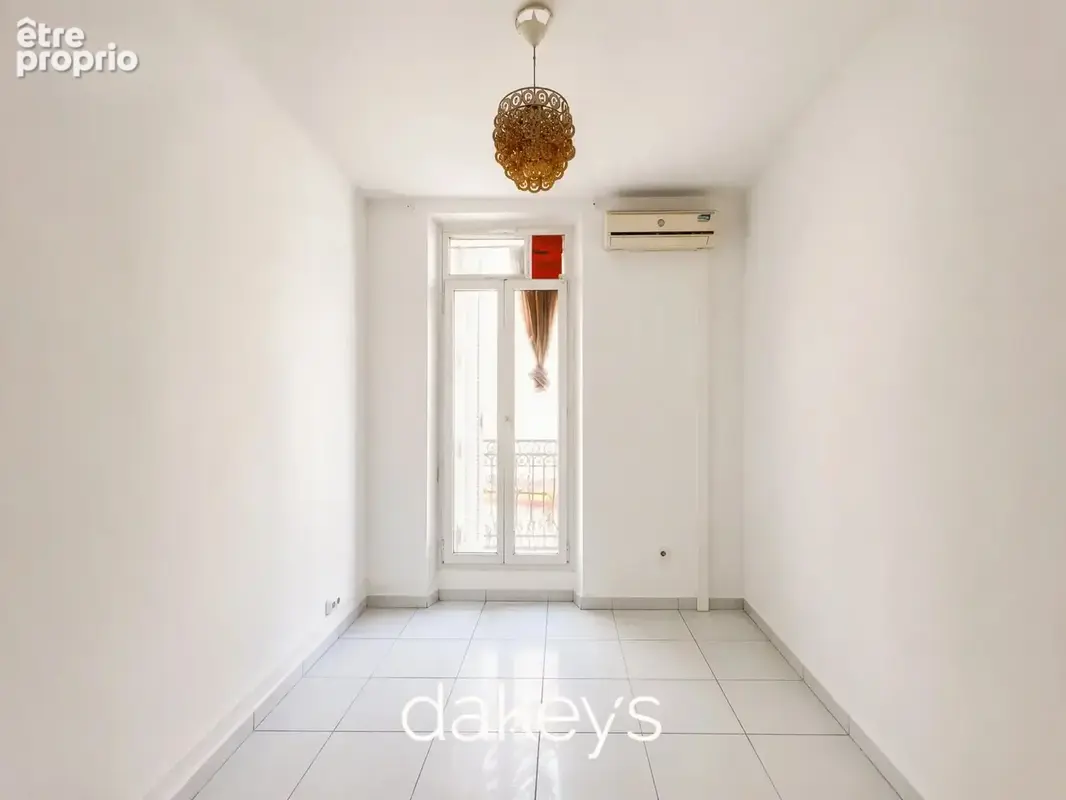 T2 41 m2 St Just  - Idéal Investisseur - Déficit foncier - photo 7