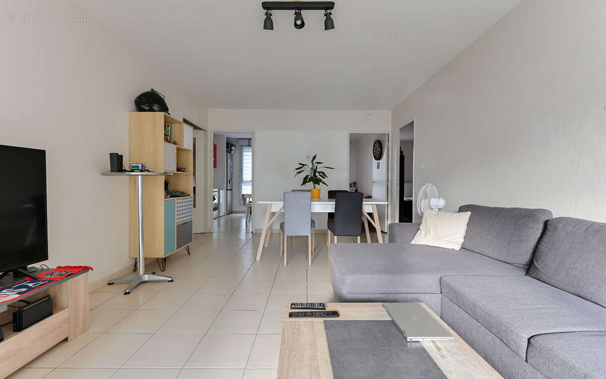 Appartement à LYON-9E