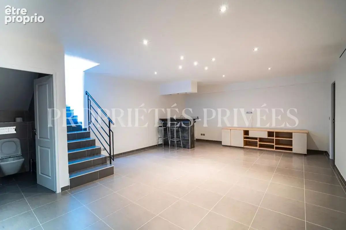 Maison contemporaine écologique avec salle de cinéma haut de gamme - photo 13