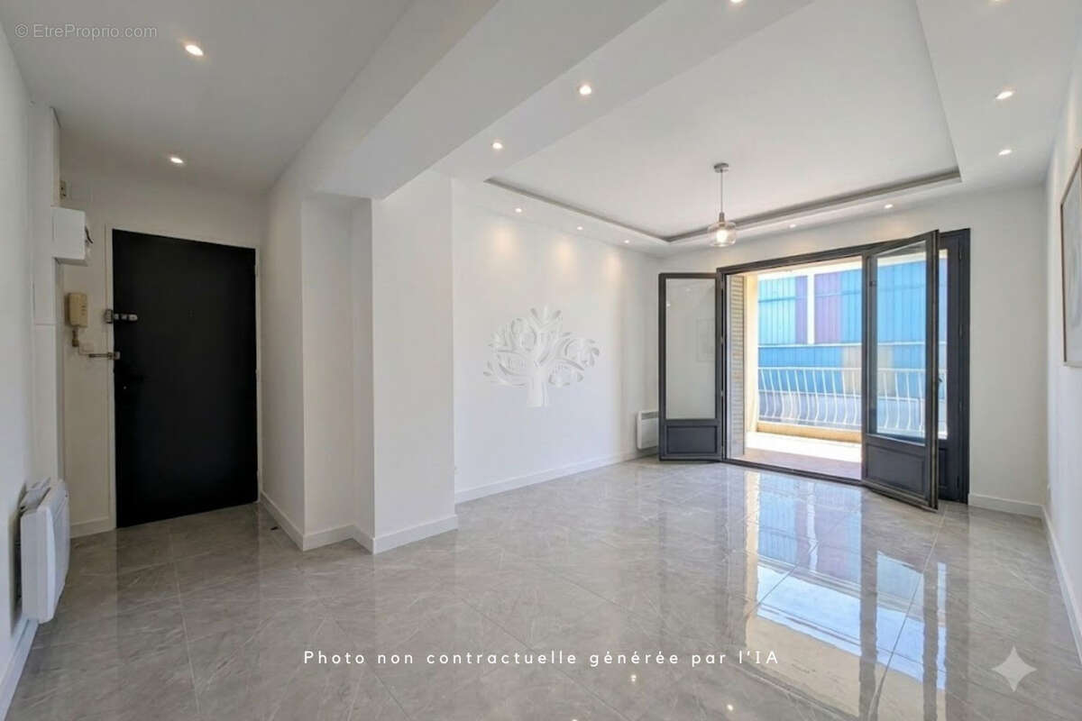 Appartement à SIX-FOURS-LES-PLAGES