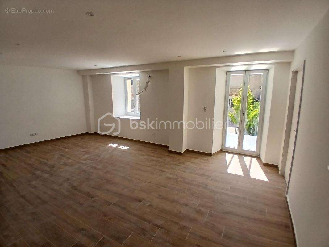 Proche centre-ville, tres bel appartement t3  neuf avec terrasse a proximite du doubs!!!!! - photo 3