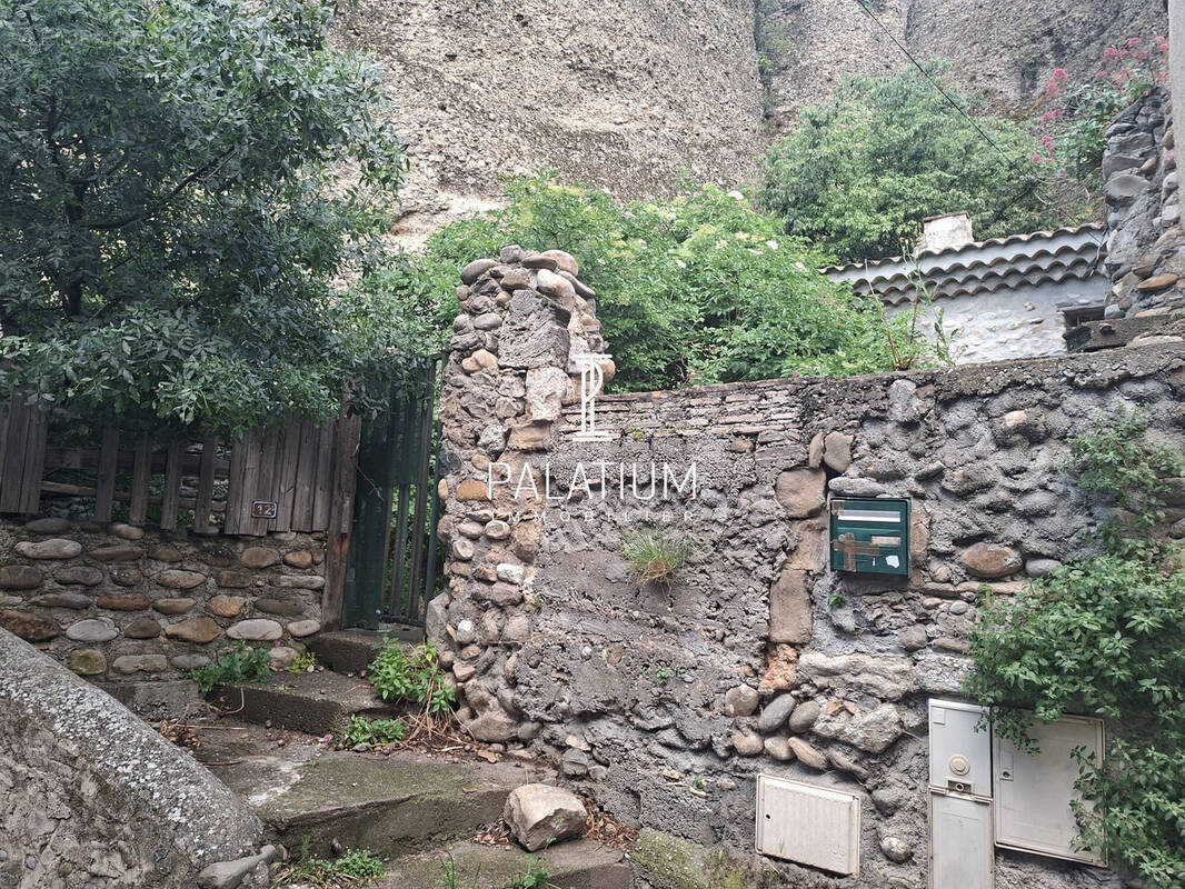 Maison à LES MEES