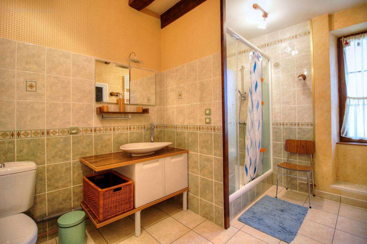 Maison à LONS-LE-SAUNIER