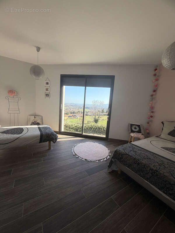 Villa contemporaine d’exception de 208m2   Vue panoramique, calme absolu et prestations haut de gamme - photo 19