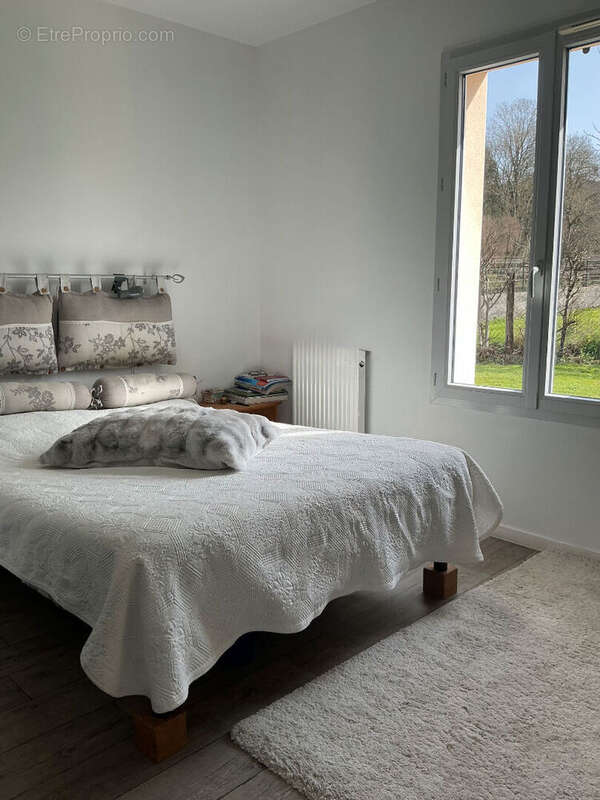 Maison 91 m² à Meillonnas  - photo 8