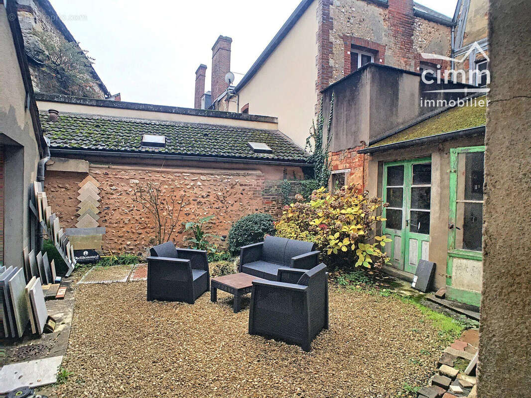 Appartement 126 m² à Chatillon-Coligny  - photo 2