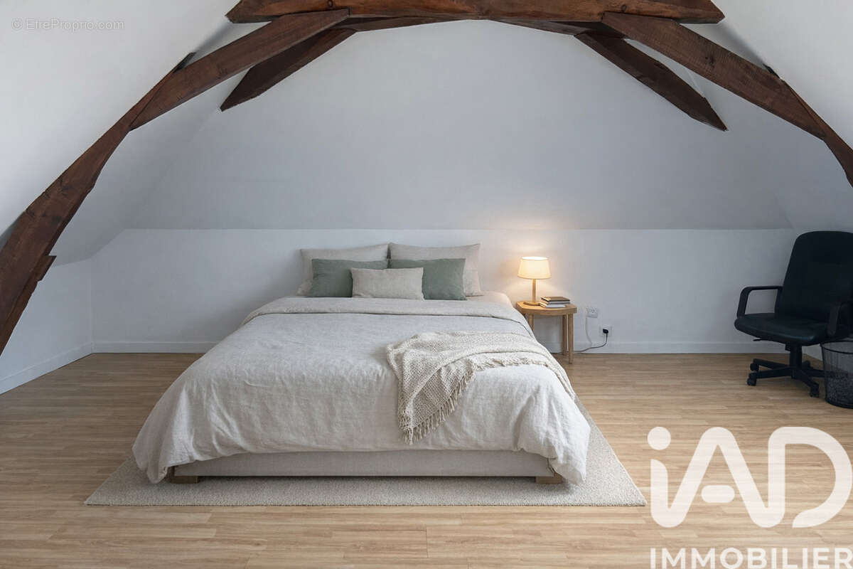 Photo 9 - Maison à LA MENITRE