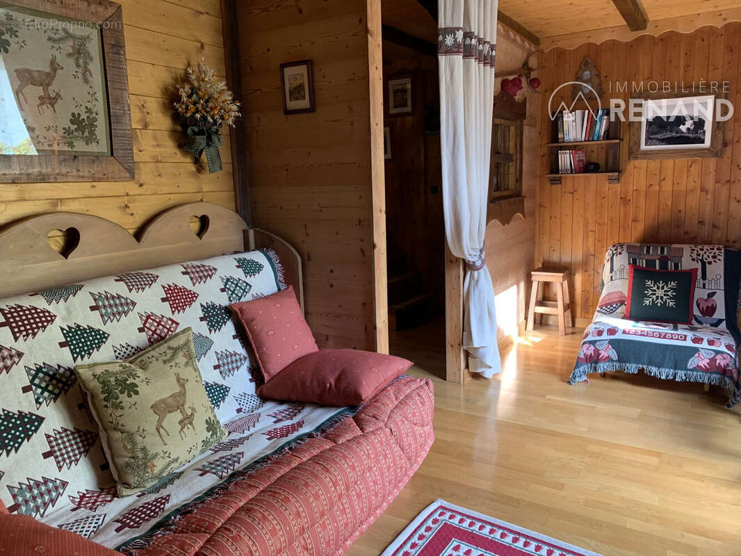 Maison à ARACHES-LA-FRASSE