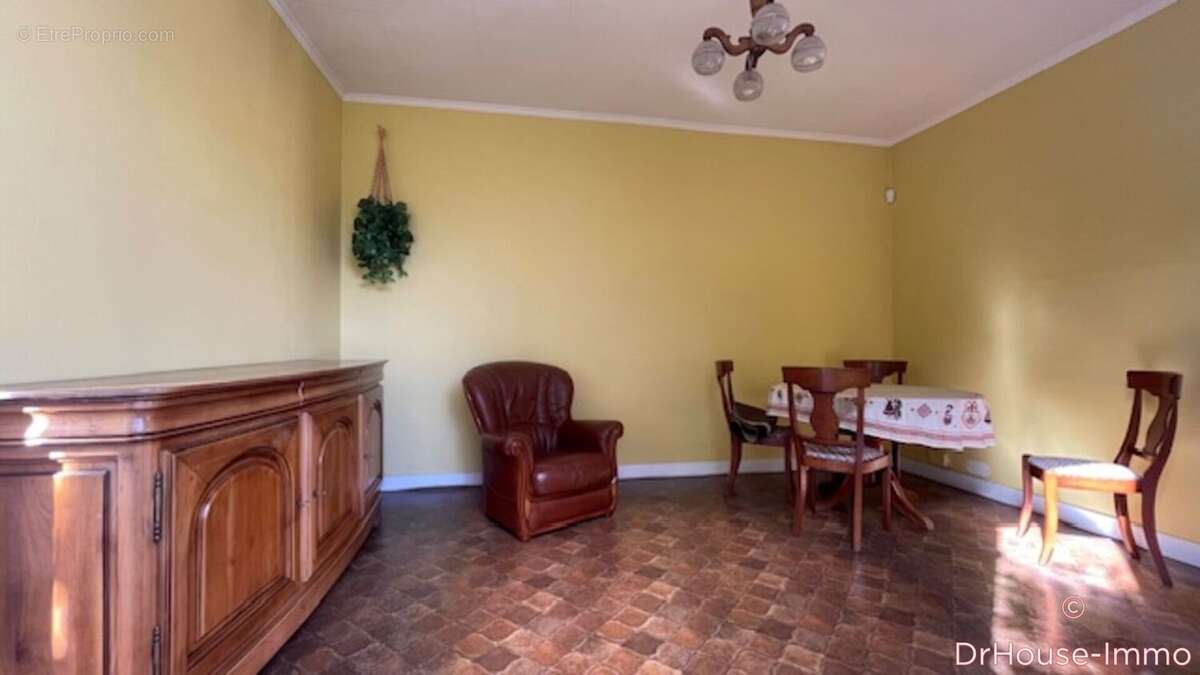 Maison à VILLEMOMBLE