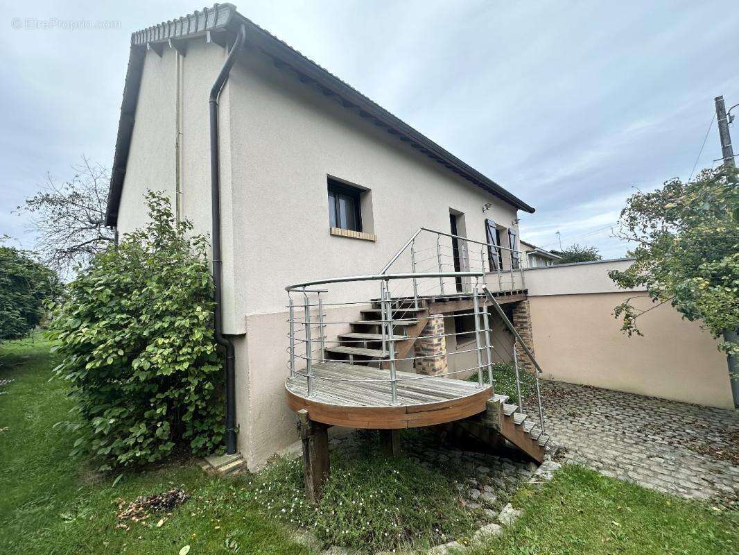Maison à PONTGOUIN