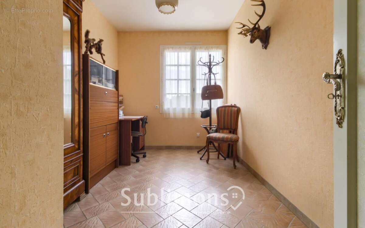 Maison à CARENTOIR