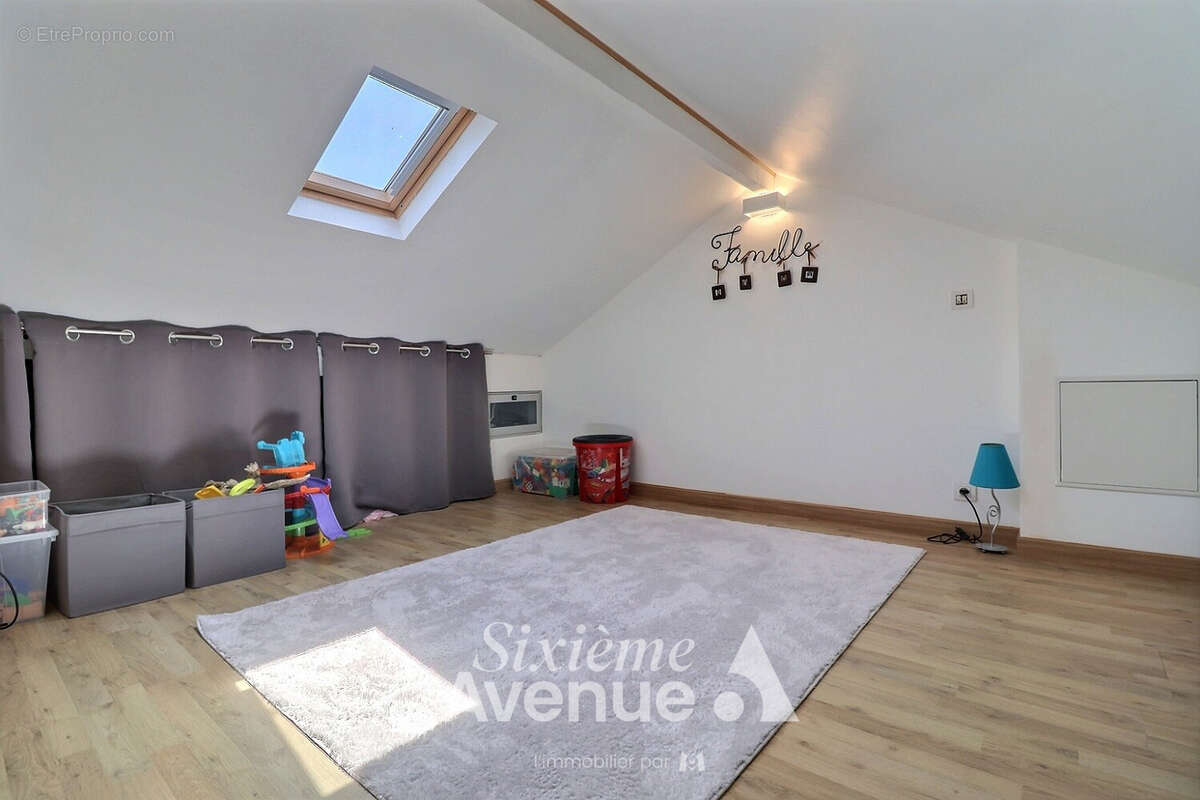 CHAVILLE - Maison de 6 pièces 150 m2 - photo 12