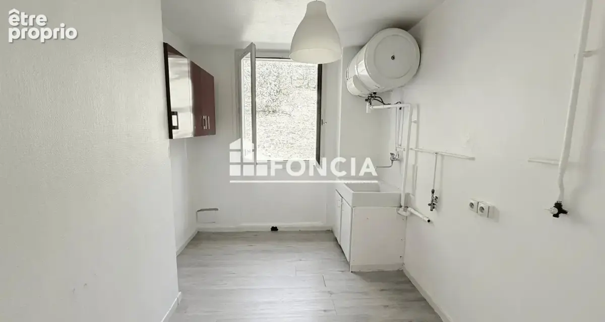 A vendre LYON 5 - T4 - Secteur Ménival - photo 8