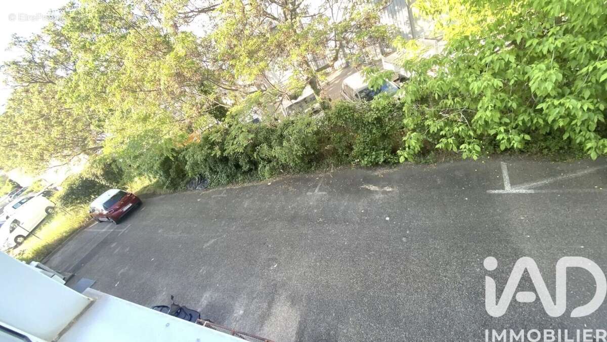 Photo 8 - Commerce à NIMES