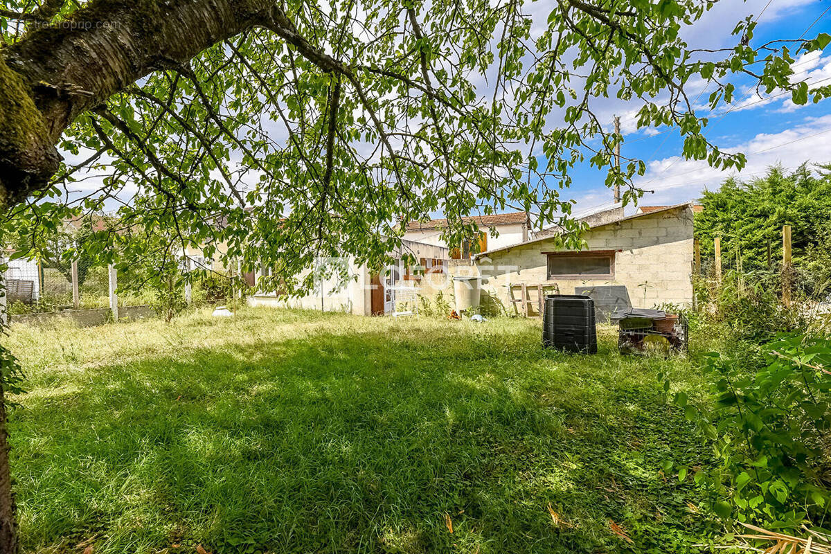 Maison à BEAUMONT-SUR-OISE