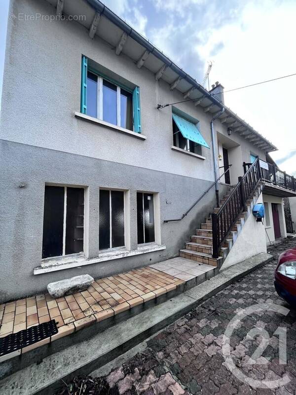 Maison à MUR-DE-BARREZ