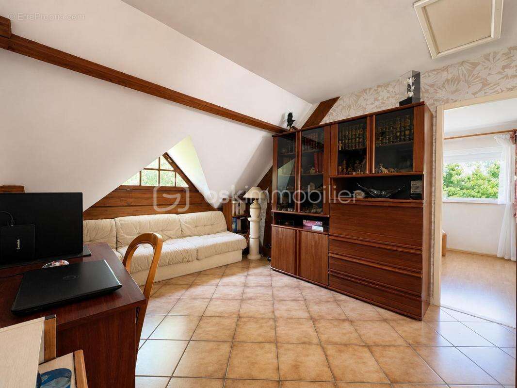Maison à EGREVILLE