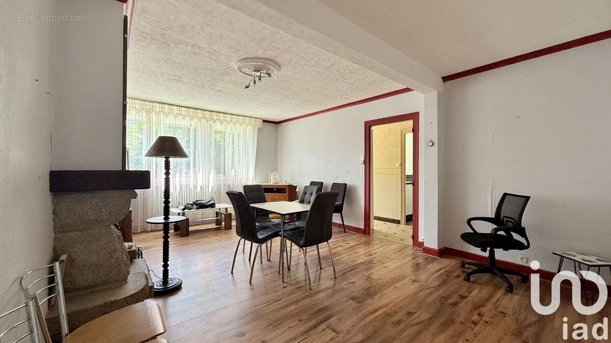 Photo 5 - Maison à LE ROC-SAINT-ANDRE