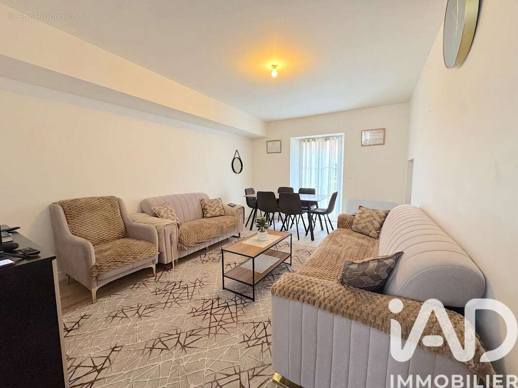 Photo 3 - Maison à MONTEREAU-FAULT-YONNE