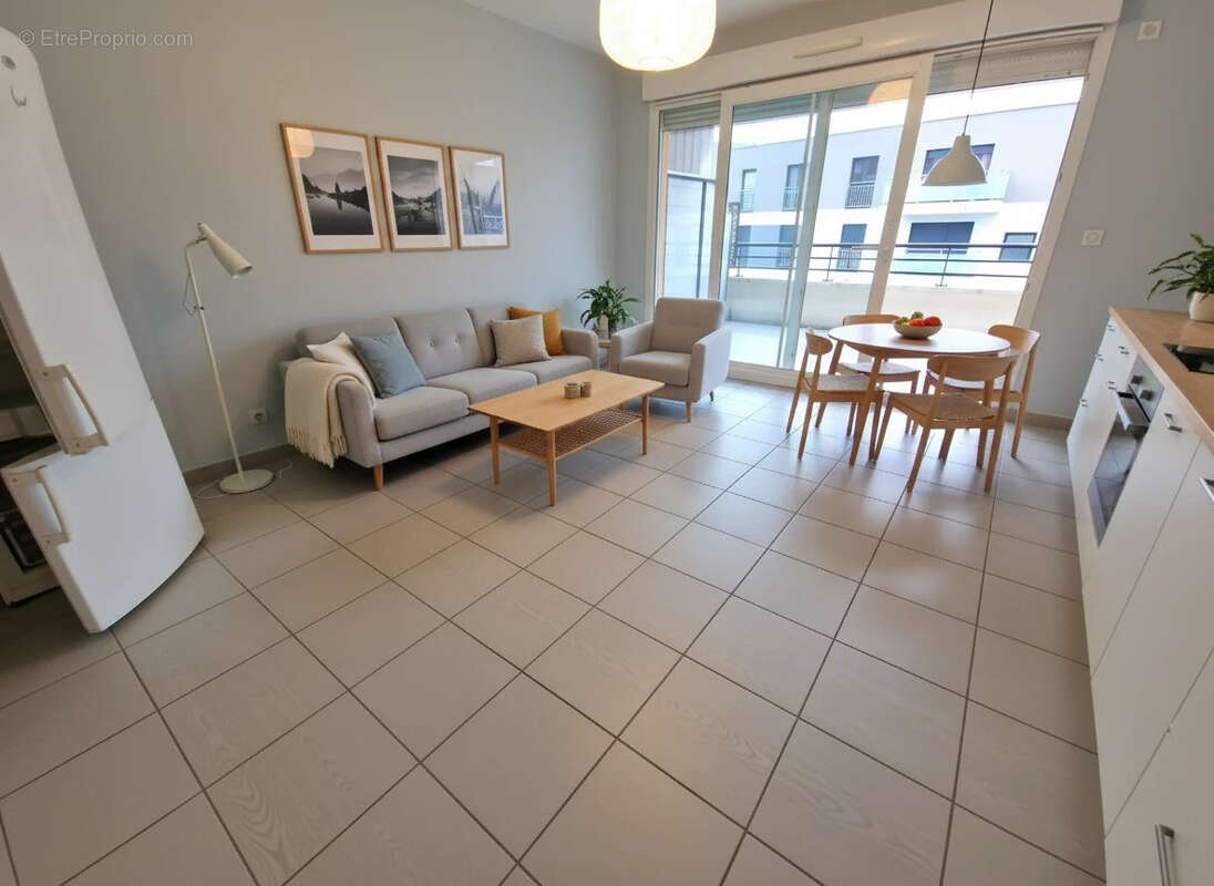 Appartement à FERNEY-VOLTAIRE