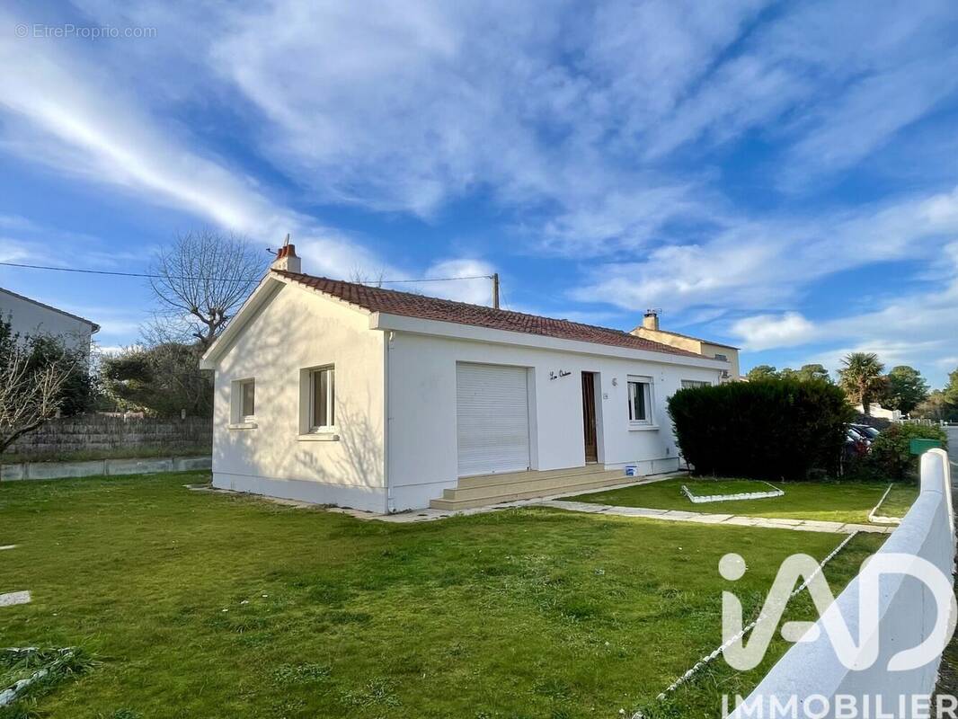 Photo 1 - Maison à SAINT-HILAIRE-DE-RIEZ