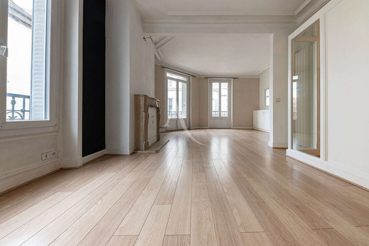 Appartement à LAGNY-SUR-MARNE