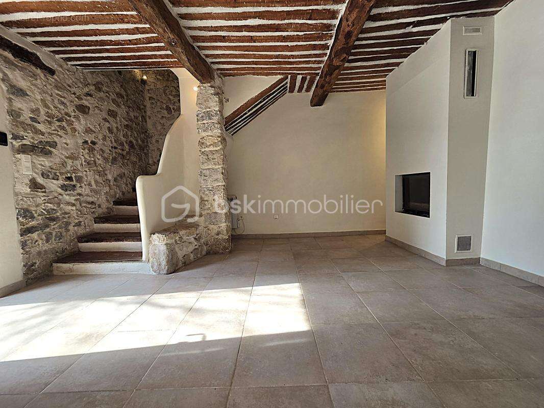 En exclusivité – Le Plan de Grasse  maison de caractère T4 avec jardin et stationnements - photo 4