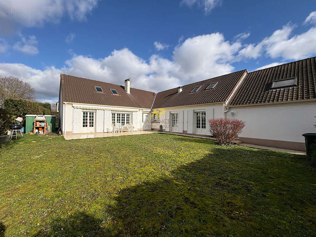 Maison à CORMEILLES-EN-PARISIS