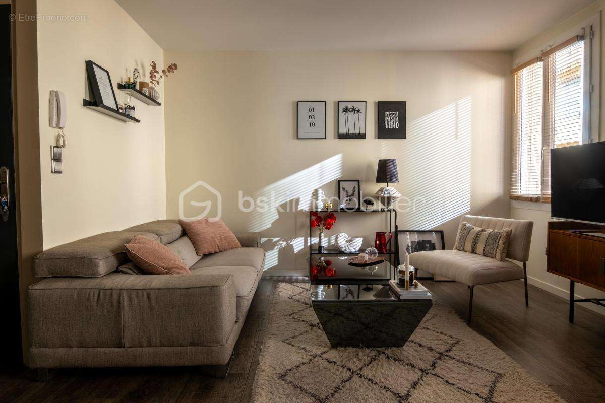 Bel appartement duplex 4 pièces à Saint-Roch - photo 2