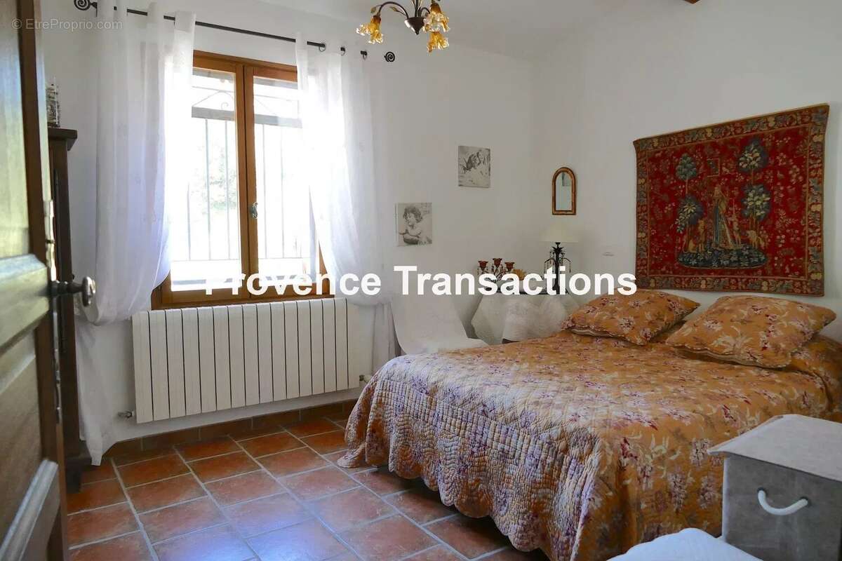 Maison à VACQUEYRAS