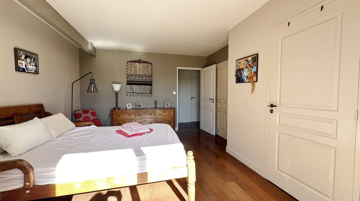 Maison à BASSUSSARRY