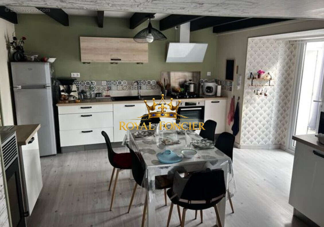 Maison 85 m² à Vaux-Sur-Vienne  - photo 4