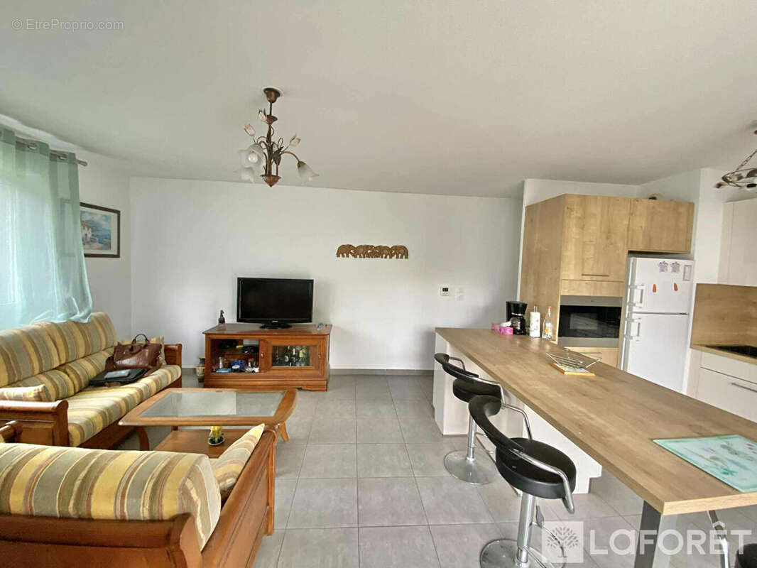 Appartement à OULLINS