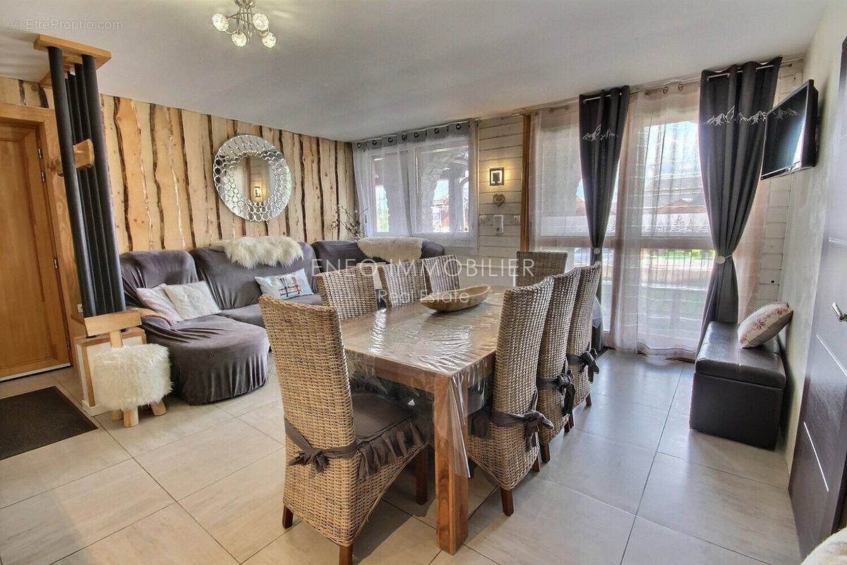 Appartement à LA COTE-D&#039;AIME