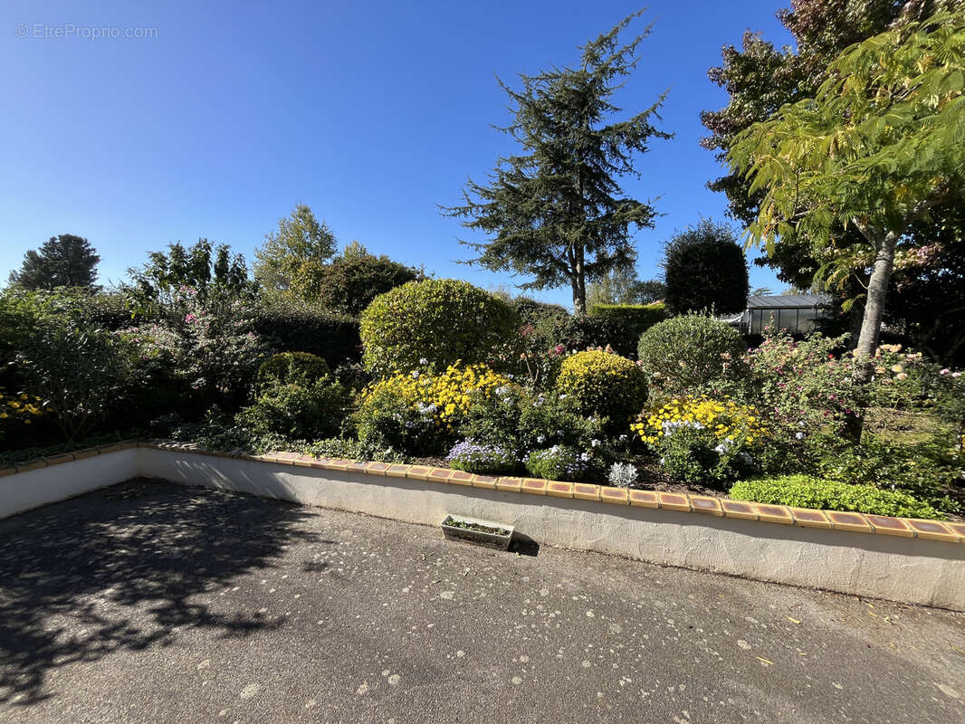 Maison à LE CELLIER