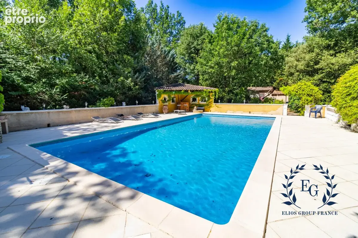Maison 5 pièces 176 m² à vendre à Nans-Les-Pins (83860) - photo 2