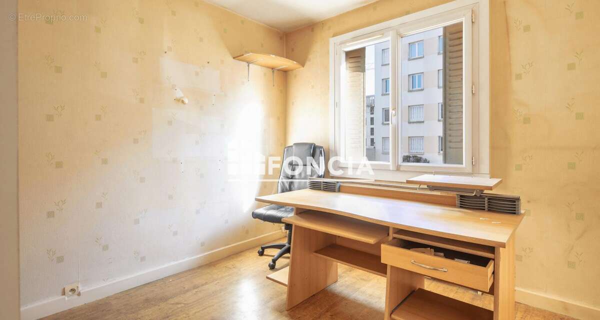 Appartement à LE PONT-DE-CLAIX