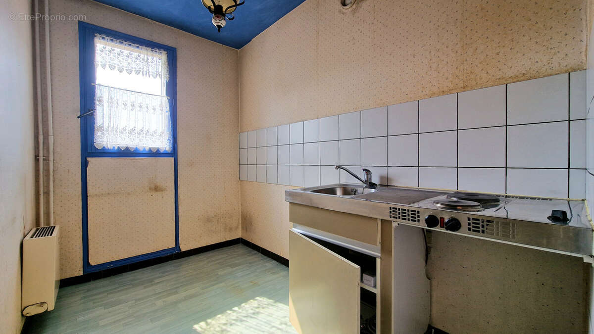 Appartement à SAINT-JULIEN-LES-VILLAS