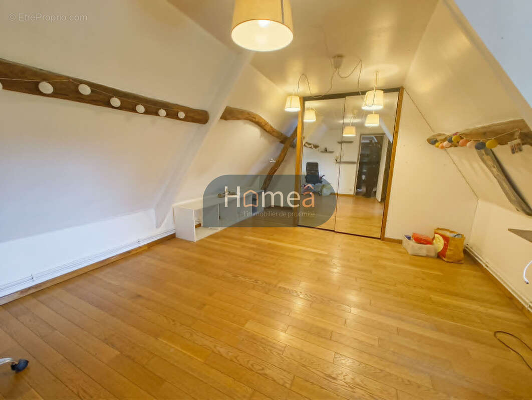 Maison de caractère de 170 m2 sur un hectare de terrain - photo 8