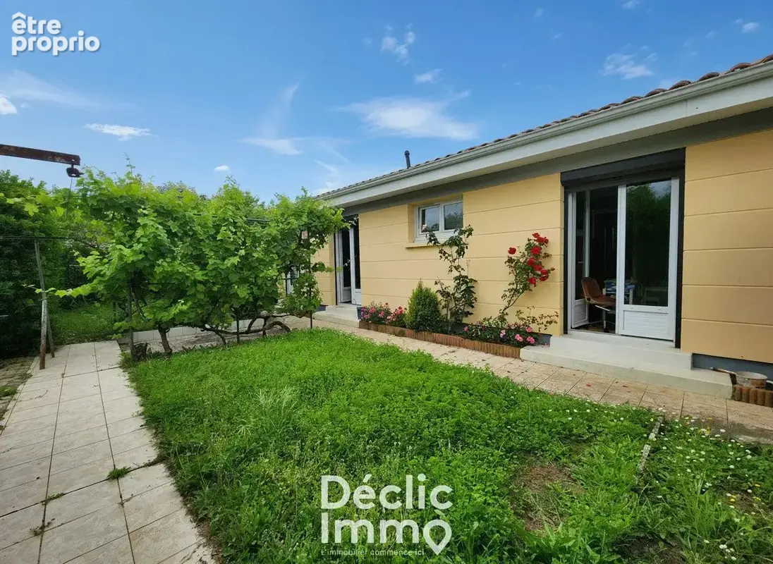 Photo Maison à Gond-Pontouvre au prix de 159 000€
