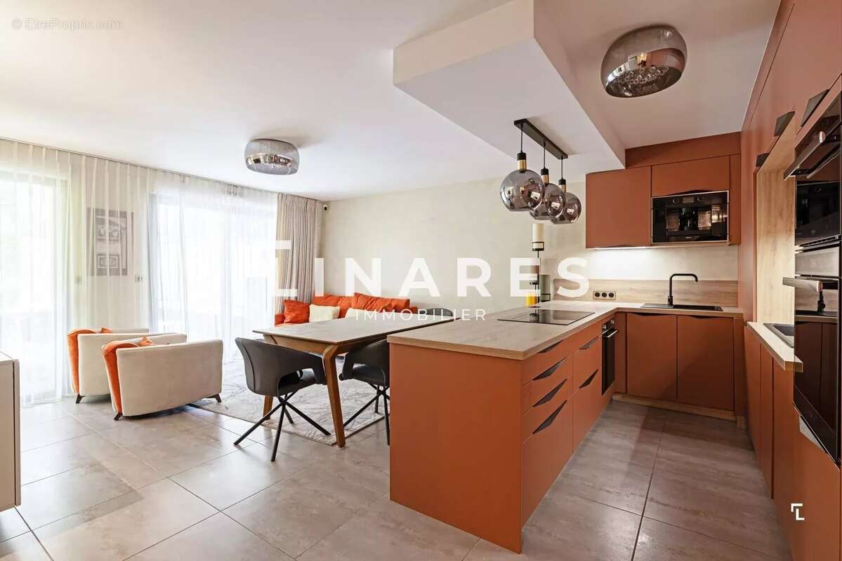 Appartement à MARSEILLE-8E