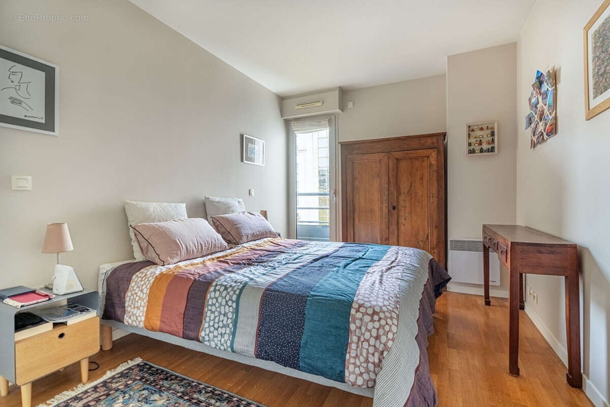 Appartement à LEVALLOIS-PERRET