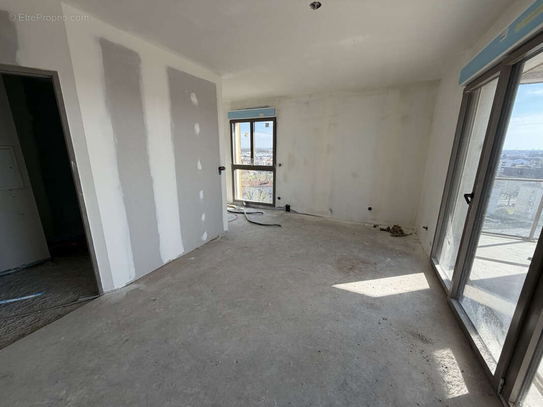Appartement à BORDEAUX