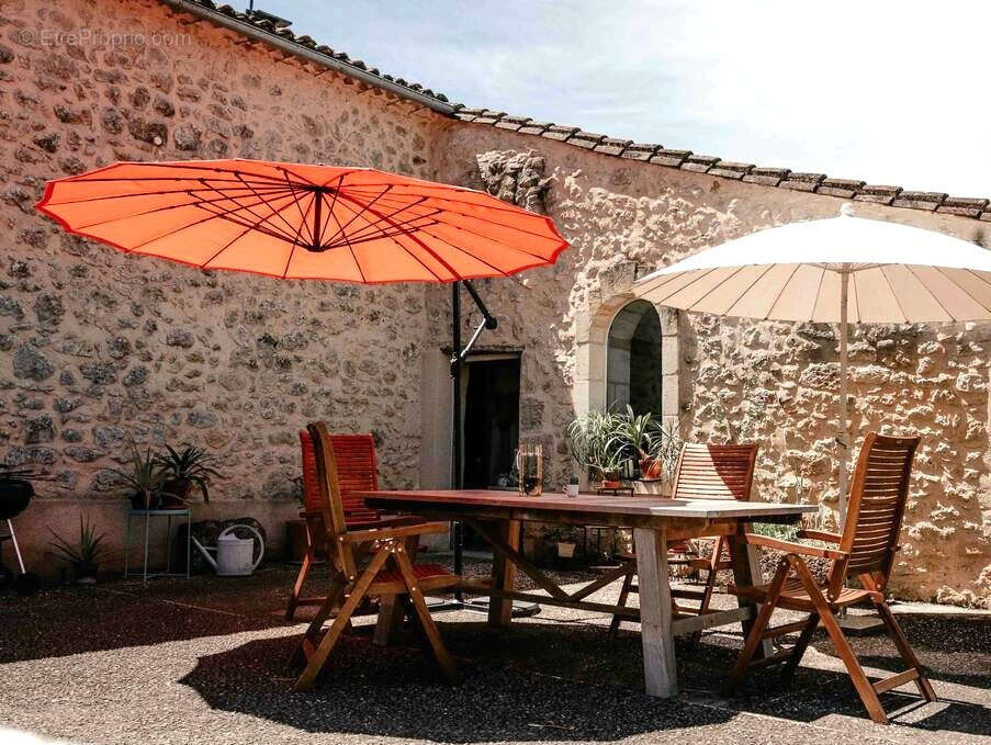 Maison à TARGON