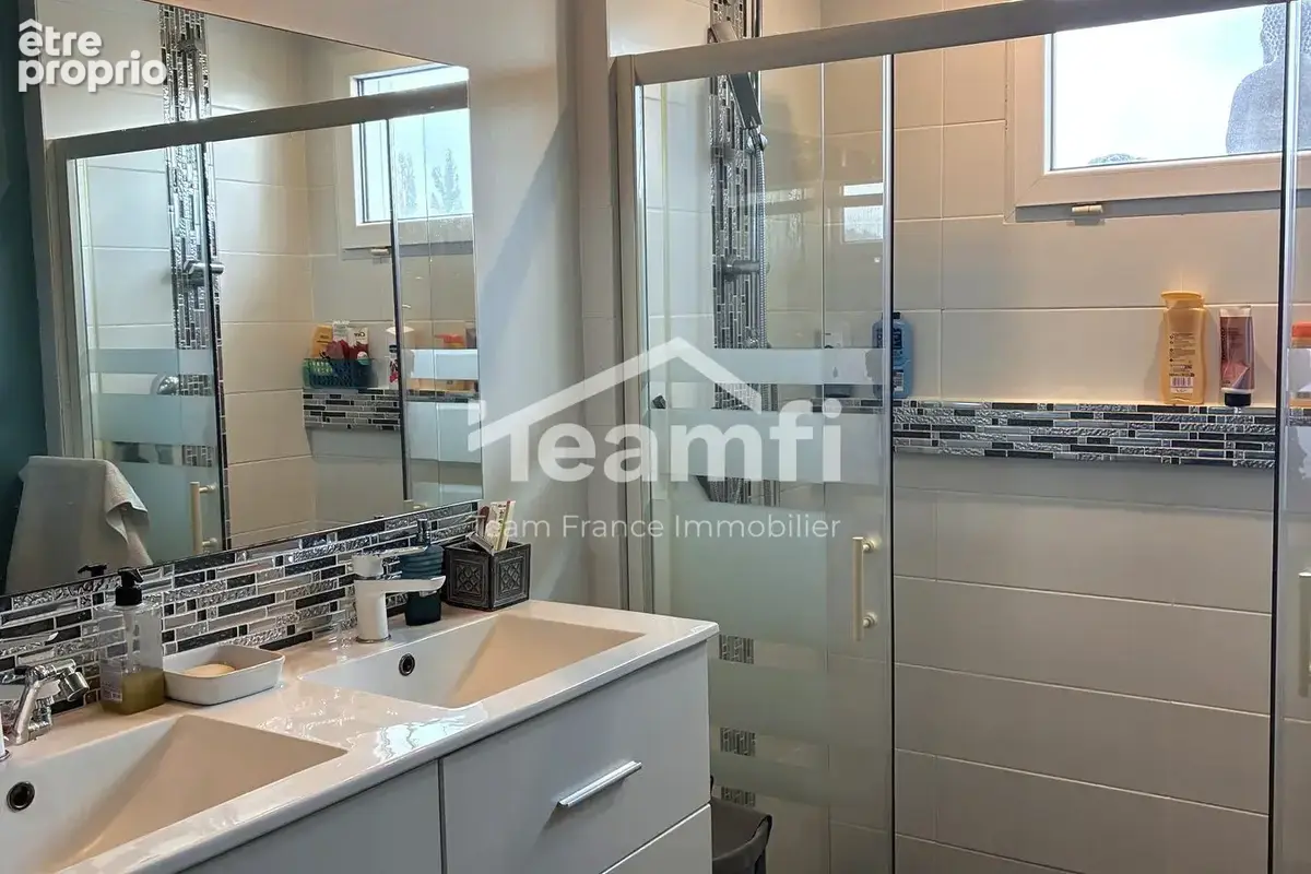 Maison 3 pièces 70 m² à vendre à Chatelguyon (63140) - photo 7
