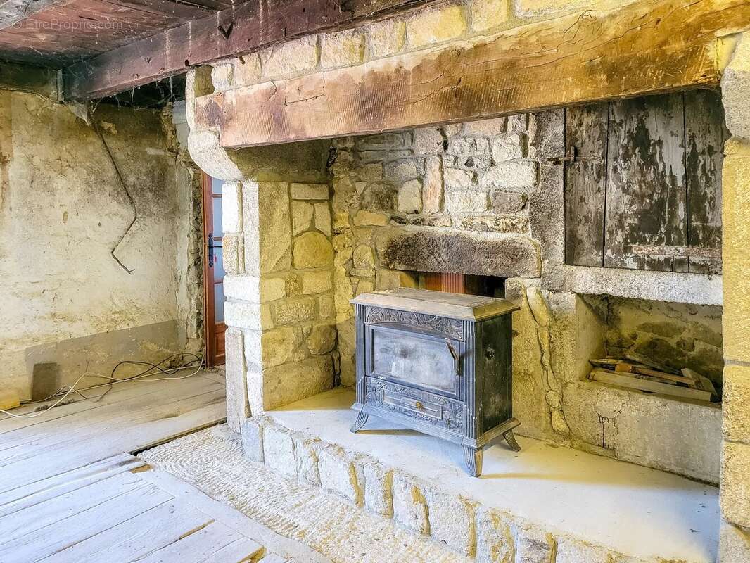 Maison à MORLHON-LE-HAUT