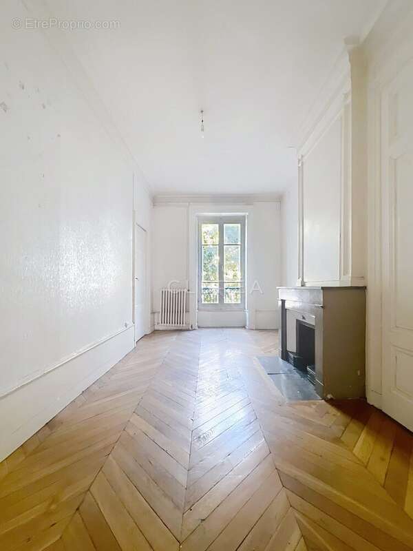 Appartement à LYON-3E