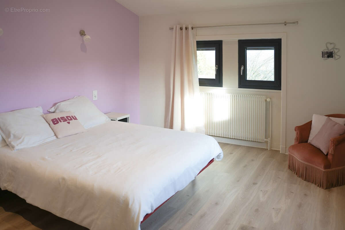 Maison à CORCELLES-EN-BEAUJOLAIS