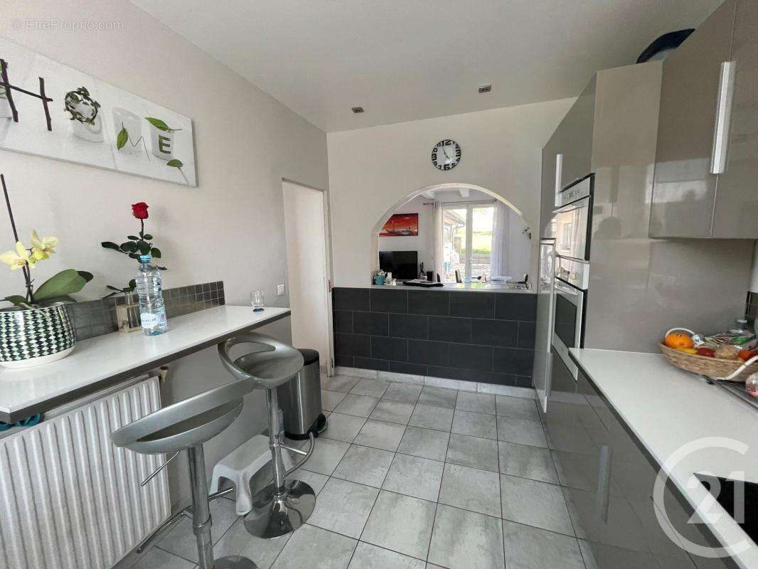Maison 84 m² à Fontenay-Sous-Bois  - photo 5